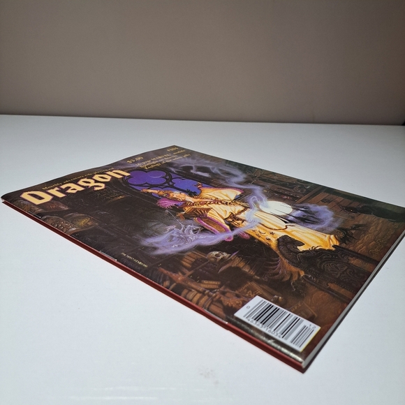 The Dragon Magazine Issue 104 December 1985 vintage D&D - Picture 2 of 10